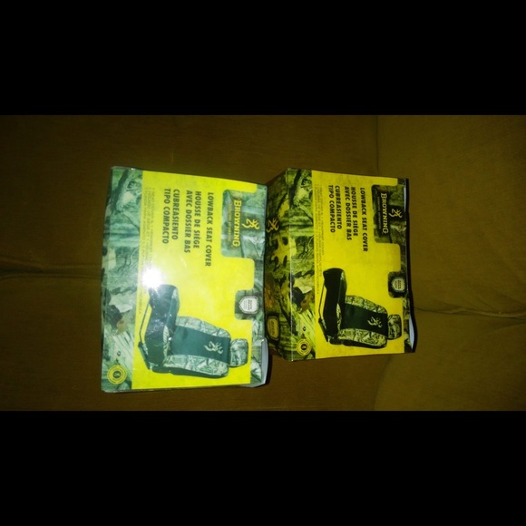 Set of Browning seat covers - Picture 2 of 4